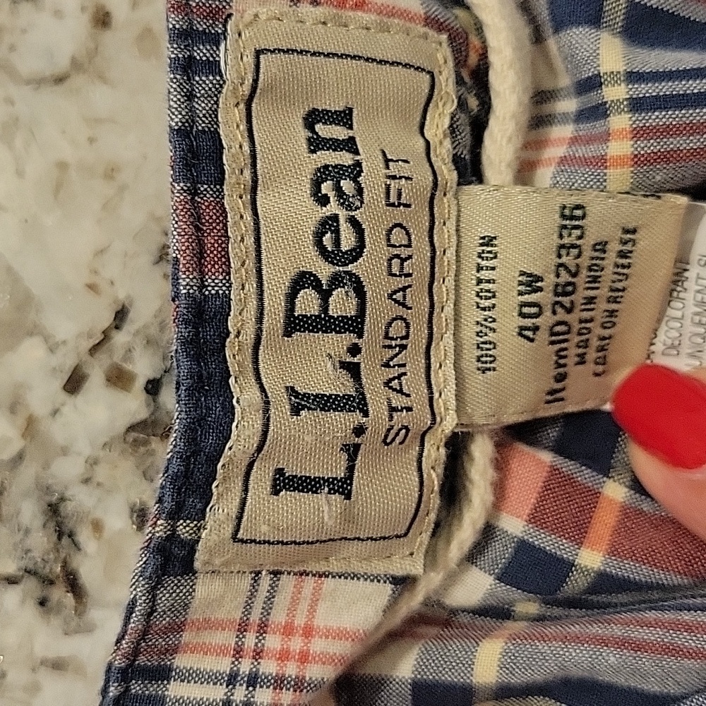 L.L. Bean Men's Madras Plaid Shorts - Picture 3 of 5